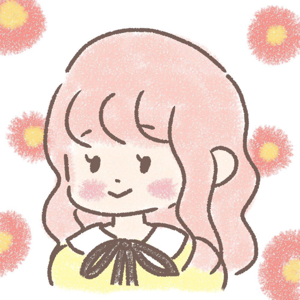 リボンのついた黄色のブラウスを着たピンクの髪のゆるふわヘアの女の子（花柄背景）