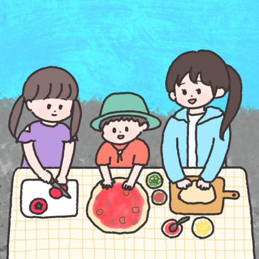 キャンプでピザを作る子供たち。お姉さん二人と弟一人。